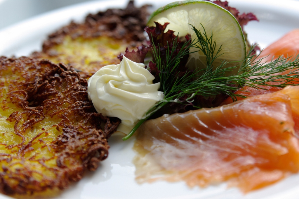 Mittagessen / Warmes Abendessen | Bogata | Bochumer Gäste- und Tagungshaus